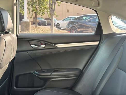 Used 2020 Honda Civic Touring image 29