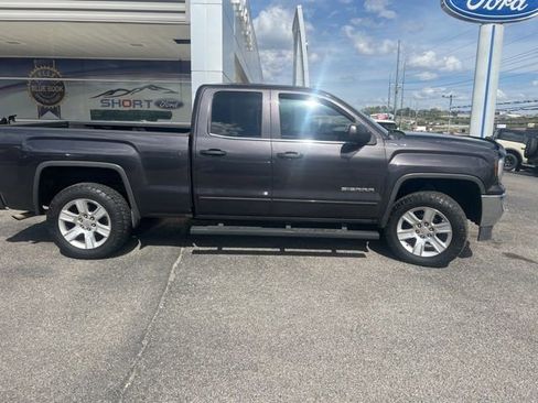Used 2016 GMC Sierra 1500 SLE w/ SLE Value Package image 9