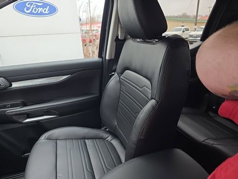 New 2025 Ford Ranger Lariat w/ FX4 Off-Road Package image 29