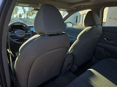 New 2026 Hyundai Elantra SEL Sport Premium image 17