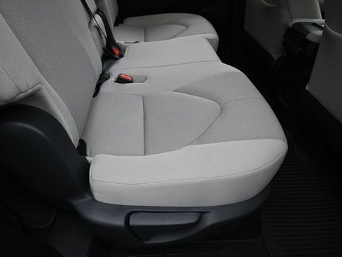 Used 2025 Toyota Grand Highlander FWD image 37