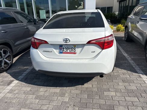 Used 2018 Toyota Corolla LE image 11