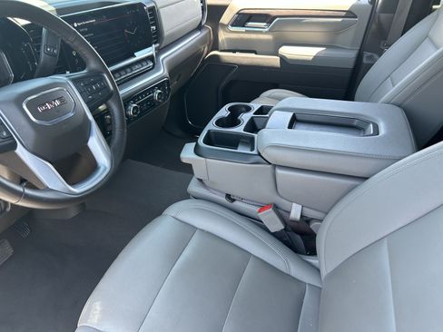 Certified 2025 GMC Sierra 1500 SLT AWD/4WD image 24