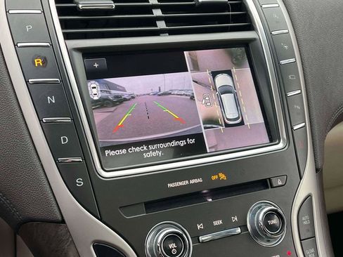 Used 2020 Lincoln Nautilus Reserve w/ Equipment Group 201A image 23