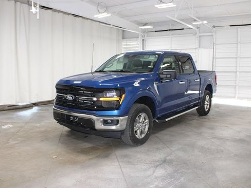 Used 2025 Ford F150 XLT w/ Equipment Group 301A Standard AWD/4WD image 4