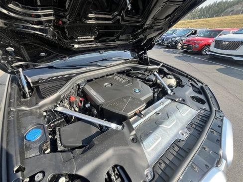 Used 2025 BMW X4 xDrive30i AWD/4WD image 60