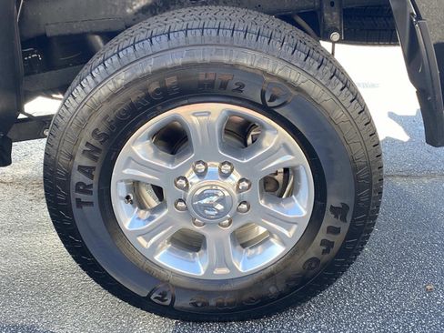 Certified 2024 RAM 2500 Big Horn w/ Bed Utility Group image 17