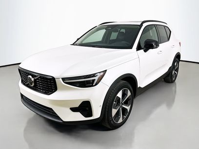 Used 2026 Volvo XC40 B5 Plus