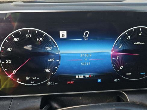 Used 2023 Mercedes-Benz GLC 300 4MATIC w/ Pinnacle Trim Package image 10