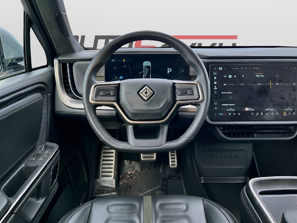Used 2024 Rivian R1S Adventure Dual AWD/4WD image 21