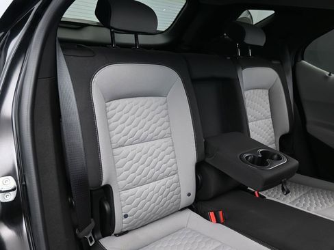 Used 2020 Chevrolet Equinox LS image 33