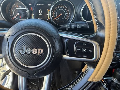 Used 2019 Jeep Wrangler Unlimited Sahara w/ Dual Top Group image 25