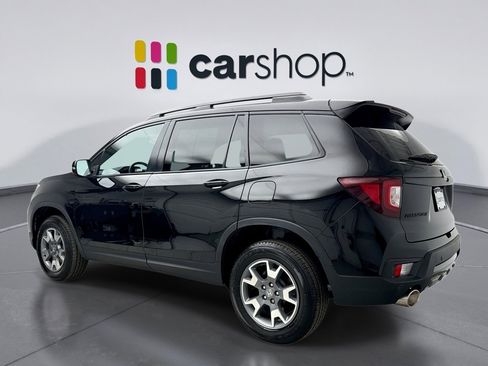 Used 2023 Honda Passport TrailSport image 3