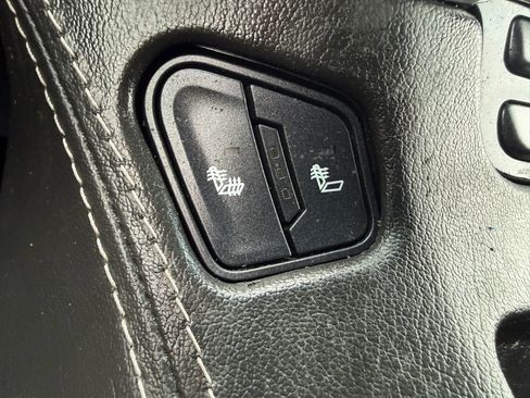 Used 2018 Chevrolet Tahoe LT AWD/4WD image 38