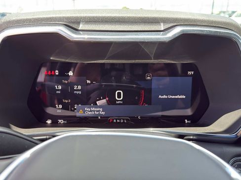 New 2025 GMC Canyon Elevation w/ Convenience Package image 14