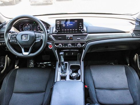 Used 2018 Honda Accord LX image 12