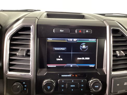 Used 2015 Ford F150 XLT w/ Equipment Group 302A Luxury AWD/4WD image 23