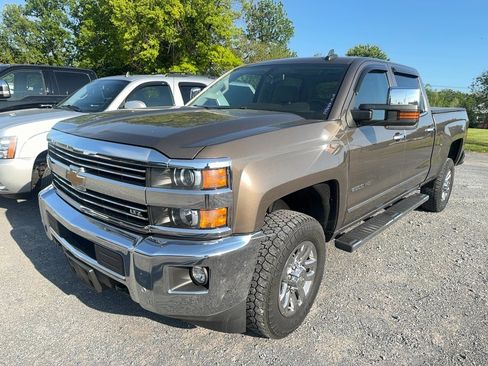 Used 2015 Chevrolet Silverado 2500 LTZ w/ LTZ Plus Package AWD/4WD image 1