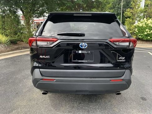 Certified 2023 Toyota RAV4 XLE w/ XLE Grade Weather Package AWD/4WD image 7