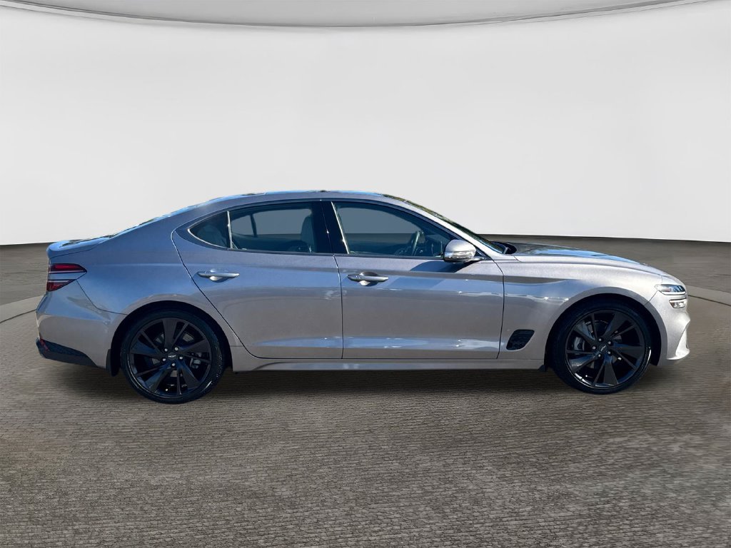 Used 2023 Genesis G70 2.0T w/ Sport Prestige Package RWD image 8