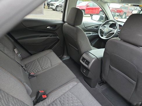 Used 2021 Chevrolet Equinox LT image 46