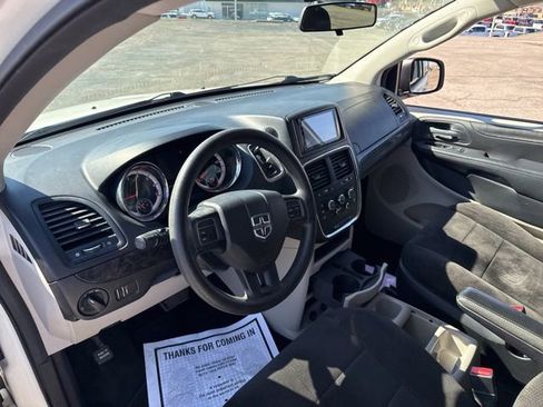 Used 2013 Dodge Grand Caravan SE image 9