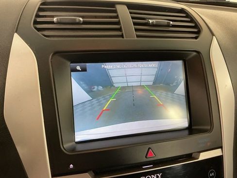 Used 2015 Ford Explorer Sport w/ Equipment Group 401A image 21