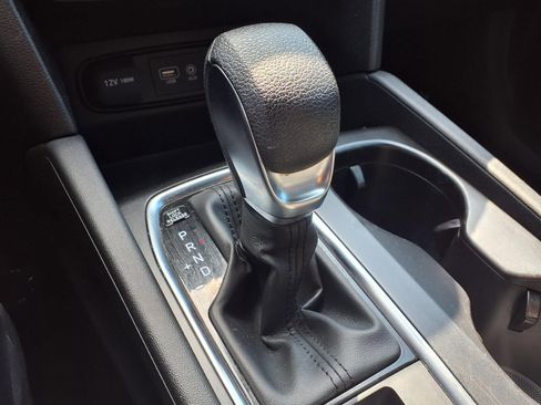 Used 2020 Hyundai Santa Fe SEL FWD image 11