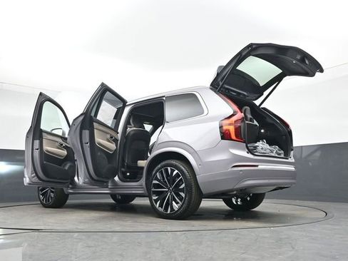New 2026 Volvo XC90 T8 Plus w/ Protection Package Premier AWD/4WD image 58