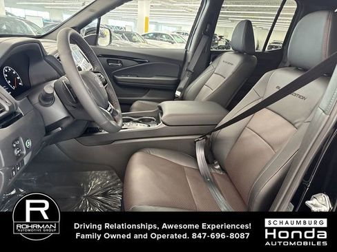 New 2026 Honda Ridgeline Black Edition image 4