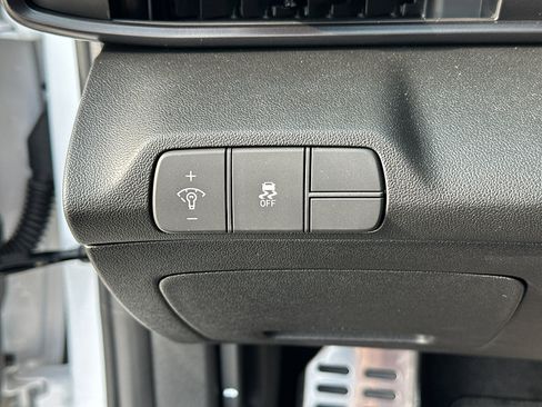 New 2025 Hyundai Elantra Sport image 23