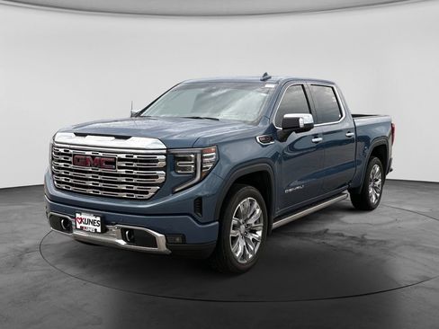 Used 2025 GMC Sierra 1500 Denali AWD/4WD image 4