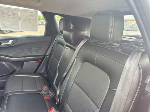 Used 2022 Ford Escape SEL w/ Technology Package AWD/4WD image 30