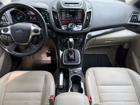 Used 2014 Ford Escape Titanium w/ Equipment Group 401A FWD image 17