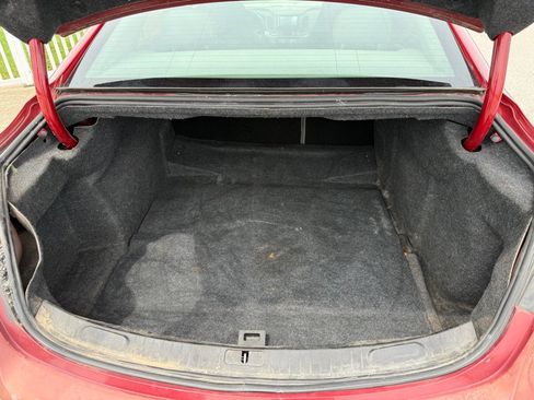 Used 2014 Chevrolet Impala LT w/ Convenience Package image 18