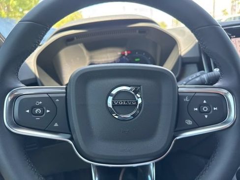 Used 2025 Volvo EX40 Core w/ Climate Package AWD/4WD image 29