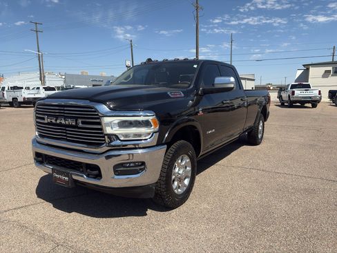 Used 2022 RAM 3500 Laramie AWD/4WD image 1
