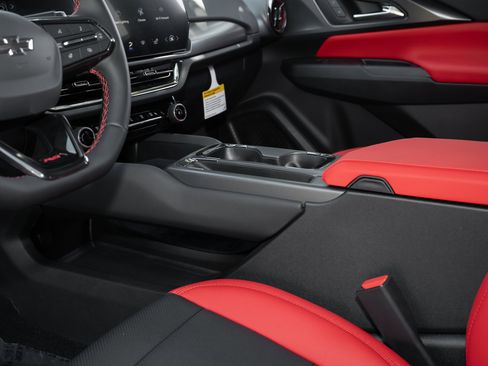 New 2026 Chevrolet Equinox EV RS image 31