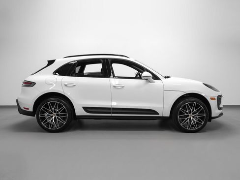 Certified 2026 Porsche Macan image 13