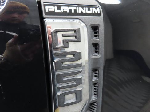 Used 2024 Ford F250 Platinum w/ Snow Plow Prep Package image 62
