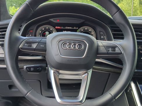 Used 2022 Audi Q8 Prestige AWD/4WD image 13