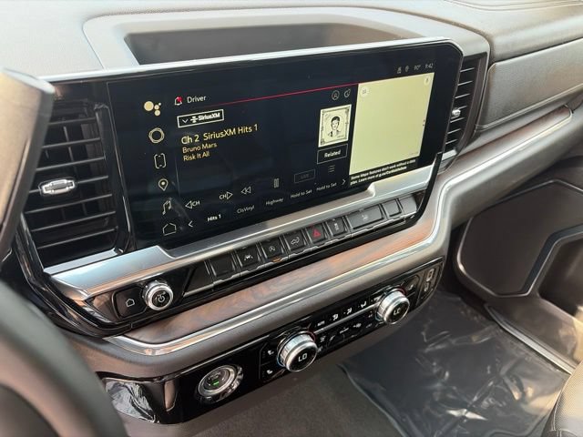 Used 2024 GMC Sierra 1500 SLT AWD/4WD image 29