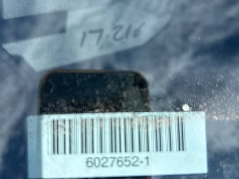 Used 2025 Mitsubishi Outlander SE AWD/4WD image 2