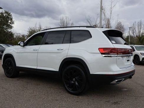 New 2026 Volkswagen Atlas SE image 5