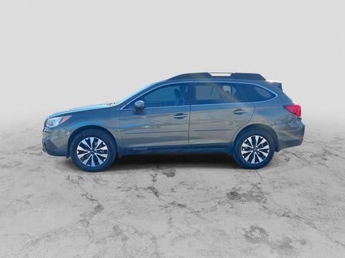 Used 2017 Subaru Outback 3.6R Limited image 5