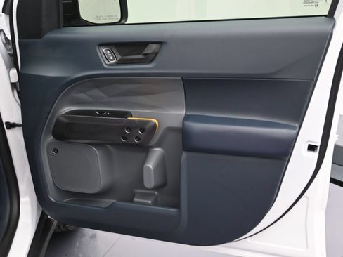 New 2026 Ford Maverick Tremor AWD/4WD image 36