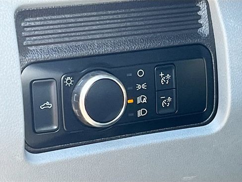 Used 2024 Ford F250 XL AWD/4WD image 10