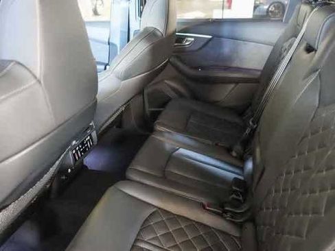 New 2025 Audi SQ7 Premium Plus image 28
