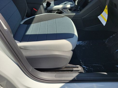 New 2026 Volkswagen Taos S FWD image 7