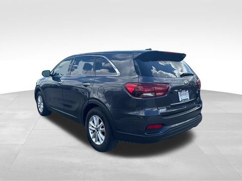 Used 2019 Kia Sorento FWD image 7